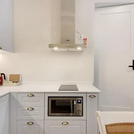 - -1 Apartment