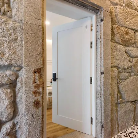 - -1 Apartment
