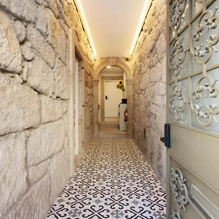Apartment - -1