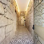 Apartment - -1