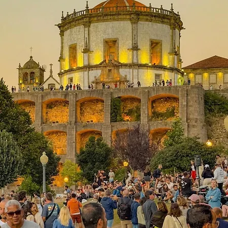 - -1 * Porto